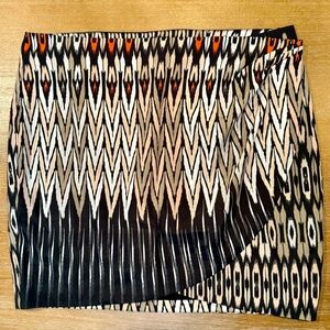 Bebe‎ Black Skirt Abstract Geometrical Patterned Wrap Mini Size 8